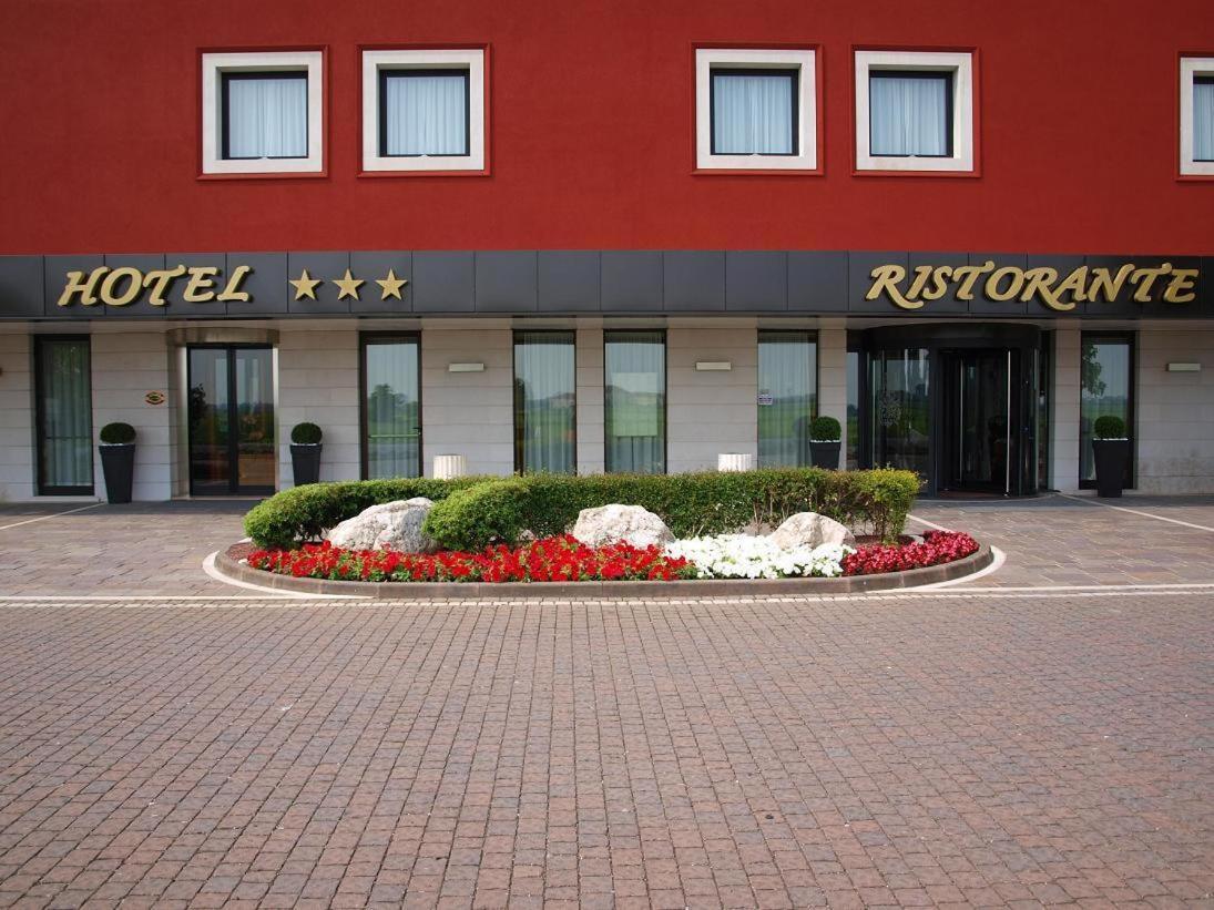 Hotel Ristorante Giada 그루몰로 델레 아바데세 외부 사진