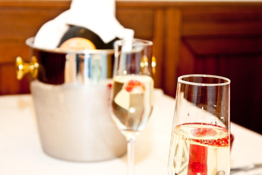 Hotel Ristorante Giada 그루몰로 델레 아바데세 외부 사진