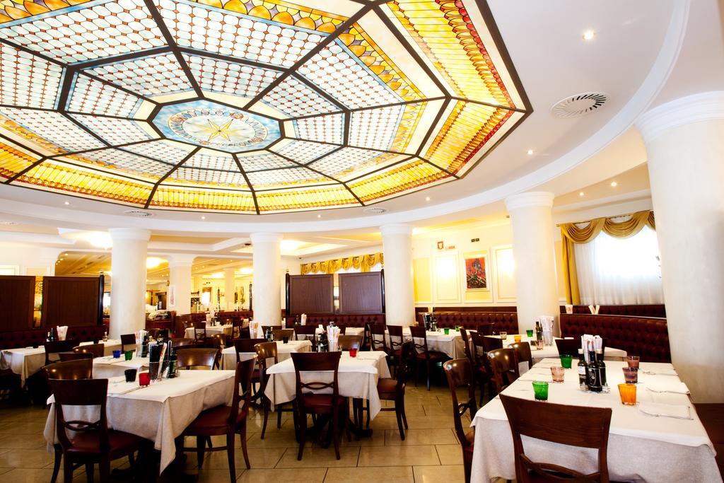 Hotel Ristorante Giada 그루몰로 델레 아바데세 외부 사진